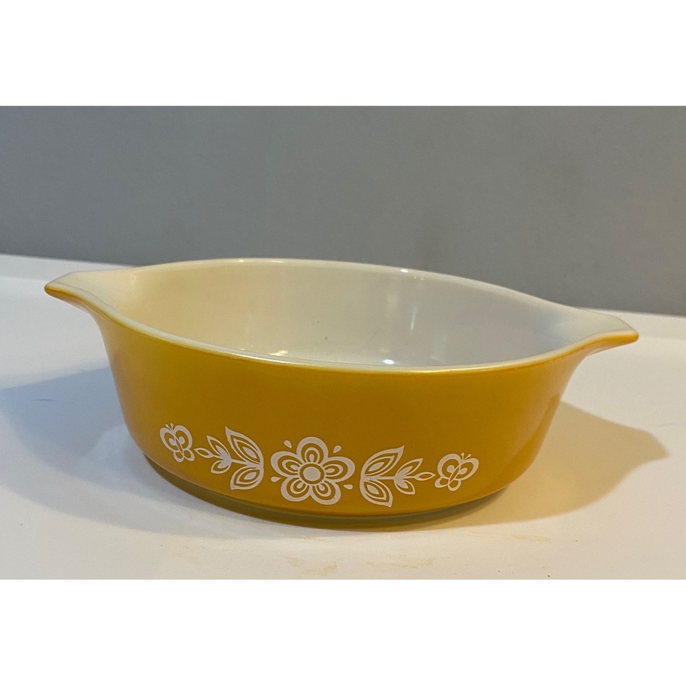 Vintage Pyrex Butterfly Gold 471-B Casserole Dish 500ml Yellow Round Baker USA
